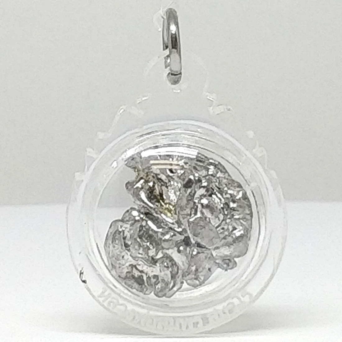 Leklai NGERN YUANG incapsulato per pendente